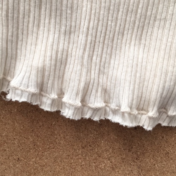Aritzia Wilfred Cream Lace Wifebeater Camisole - Picture 4 of 8